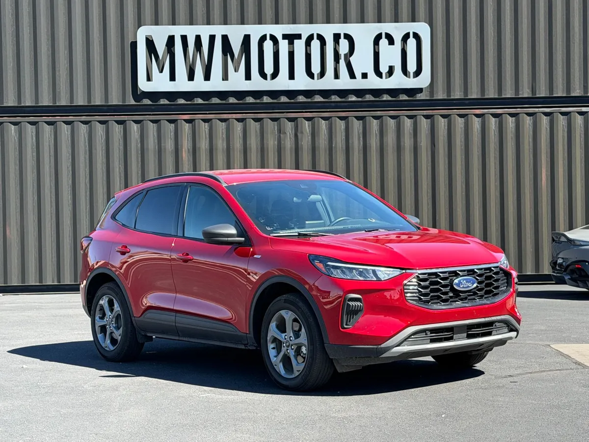 2025 Ford Escape ST-Line