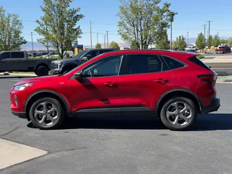 2025 Ford Escape photo 5