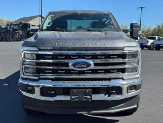 2025 Ford F-350SD photo 2