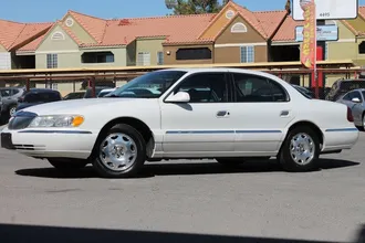2002 Lincoln Continental photo 3