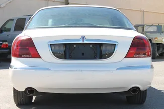 2002 Lincoln Continental photo 6
