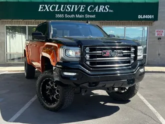 2018 GMC Sierra 1500 SLT photo 2