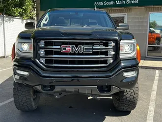 2018 GMC Sierra 1500 SLT photo 3