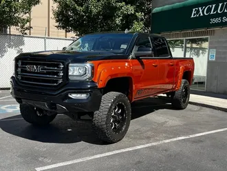 2018 GMC Sierra 1500 SLT photo 4