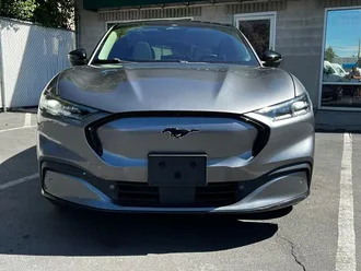 2021 Ford Mustang Mach-E Premium photo 2