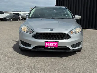 2017 Ford Focus photo 2
