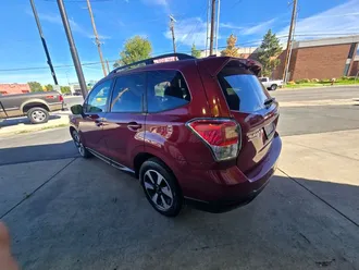 2017 Subaru Forester photo 6