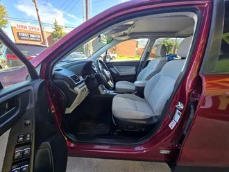 2017 Subaru Forester photo 7