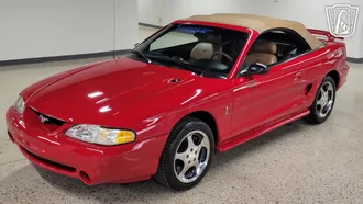 1994 Ford Mustang photo 3