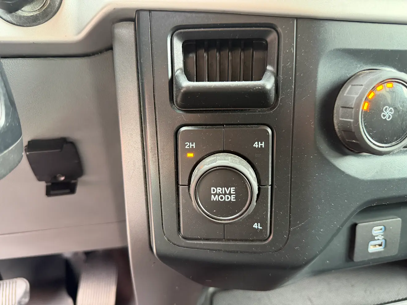 2022 Ford F-150 XLT - Photo 19