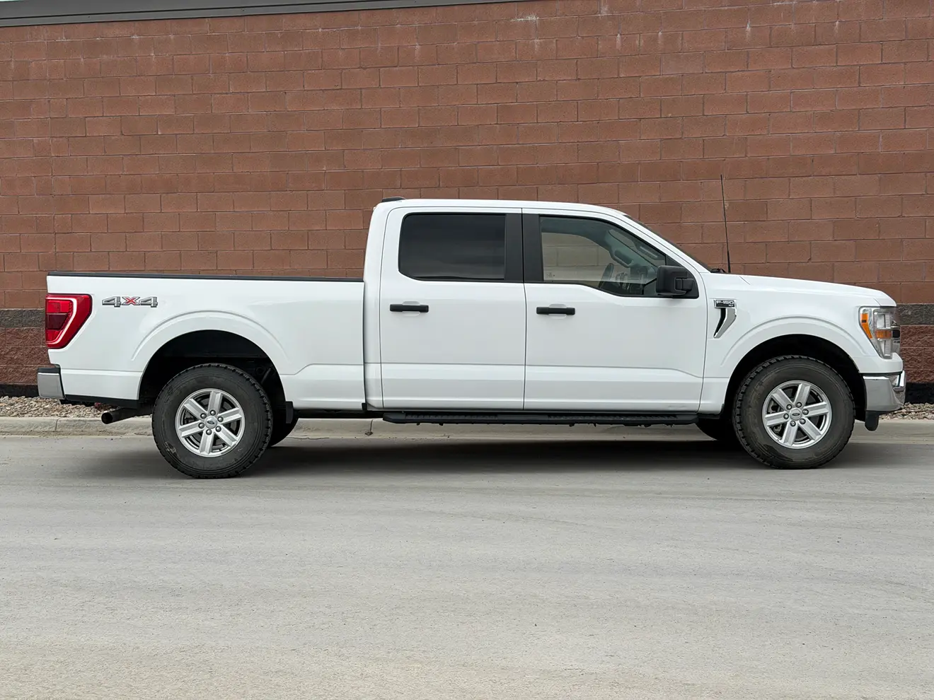 2022 Ford F-150 XLT - Photo 7