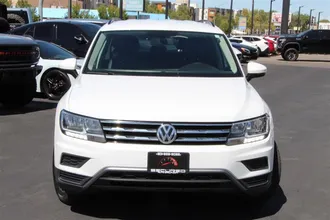 2021 VOLKSWAGEN TIGUAN photo 3