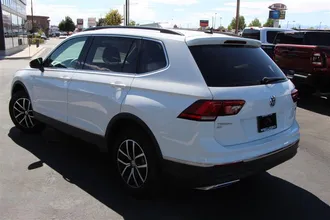 2021 VOLKSWAGEN TIGUAN photo 5