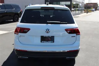 2021 VOLKSWAGEN TIGUAN photo 6