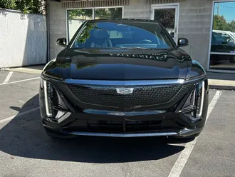 2024 Cadillac LYRIQ Sport 1 photo 2