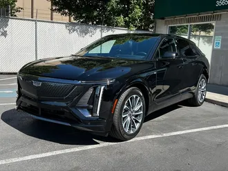 2024 Cadillac LYRIQ Sport 1 photo 3