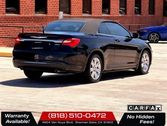 2012 Chrysler 200 Touring photo 7