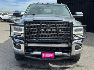 2022 Ram 3500 photo 2