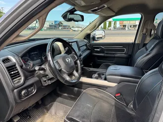 2022 Ram 3500 photo 6