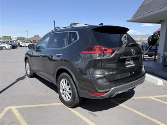 2017 NISSAN ROGUE photo 7