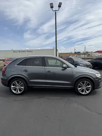 2018 Audi Q3 photo 2