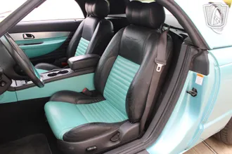 2002 Ford Thunderbird photo 7