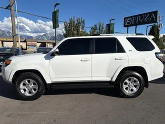 2021 Toyota 4Runner photo 3