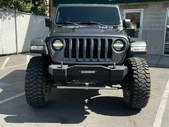 2022 Jeep Gladiator Rubicon photo 2