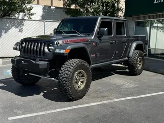 2022 Jeep Gladiator Rubicon photo 3