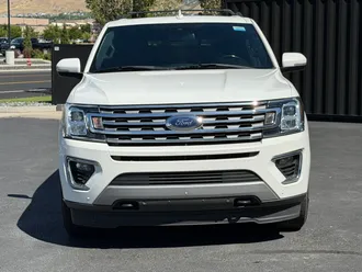2020 Ford Expedition photo 2