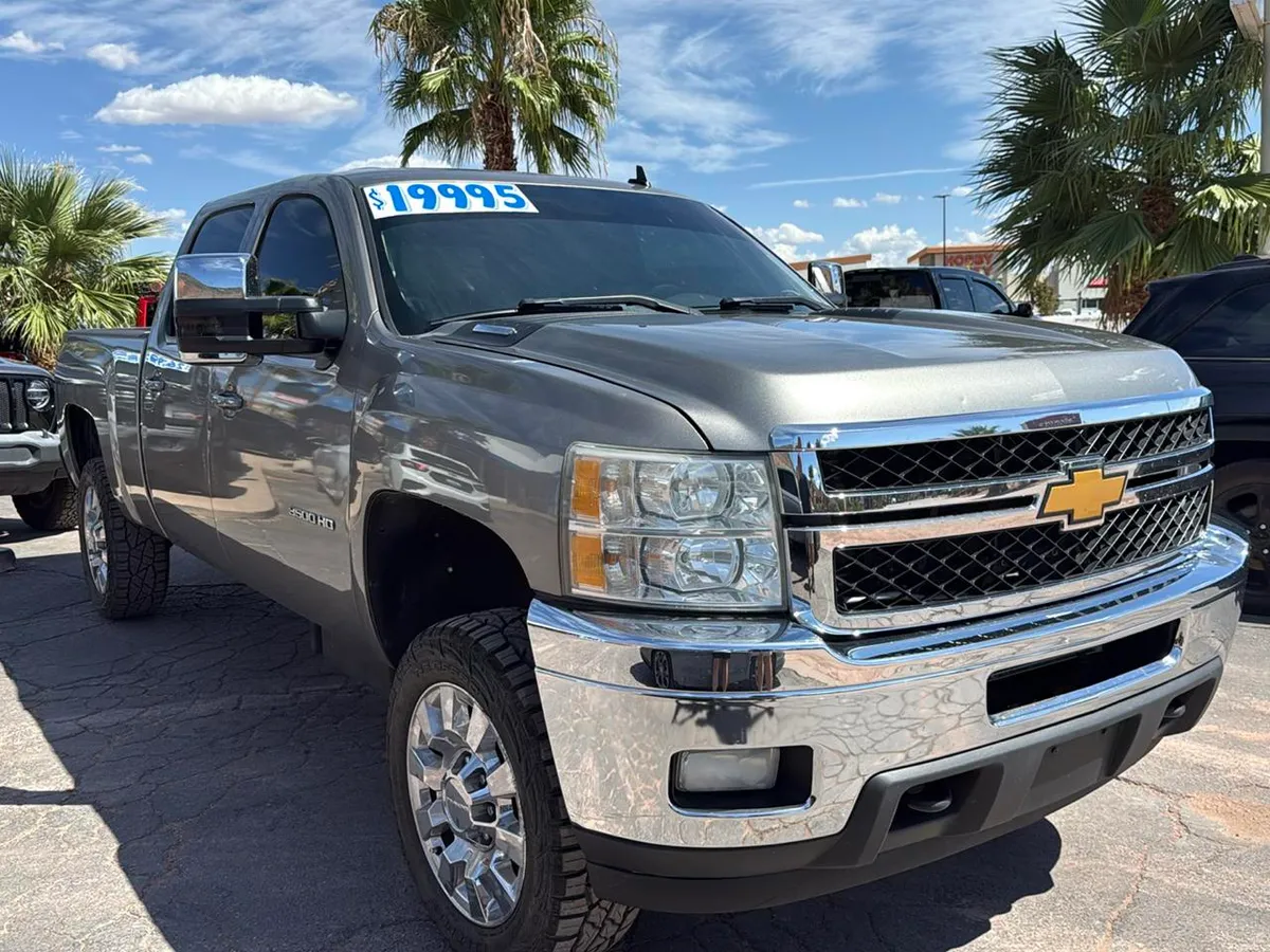 2013 Chevrolet Silverado 3500HD LTZ Crew Cab 4WD