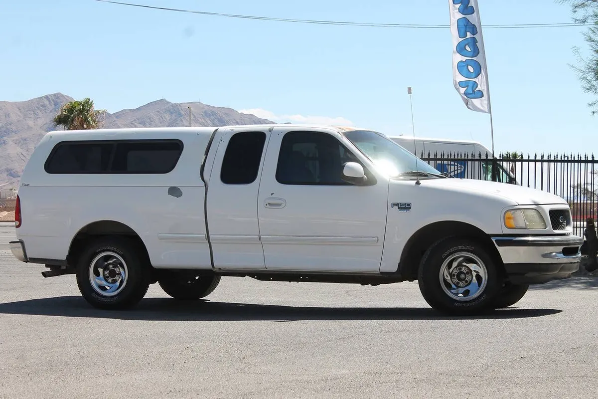 1998 Ford F-150 XLT 3dr Extended Cab SB