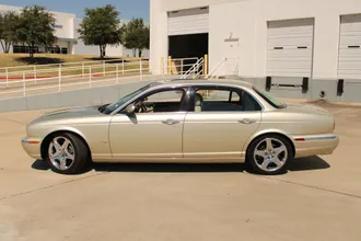 2006 Jaguar XJ8 photo 5
