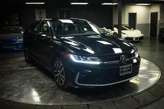 2025 VOLKSWAGEN JETTA photo 5