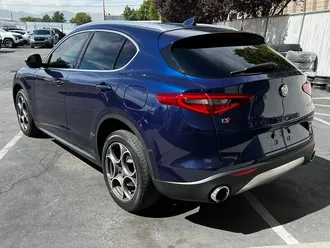 2018 Alfa Romeo Stelvio photo 5