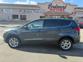2019 Ford Escape photo 3