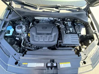 2021 Volkswagen Tiguan photo 4