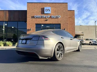 2022 Tesla Model S photo 7