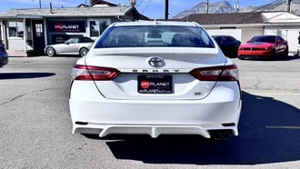 2020 Toyota Camry photo 6