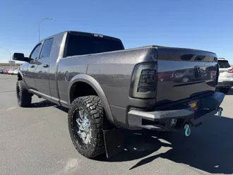 2017 RAM 3500 photo 7