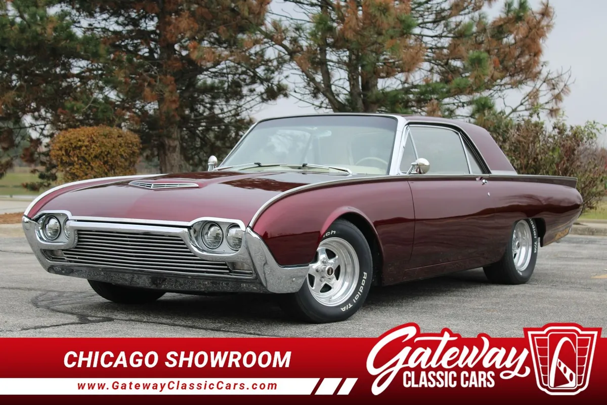 1962 Ford Thunderbird