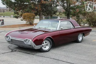 1962 Ford Thunderbird photo 3