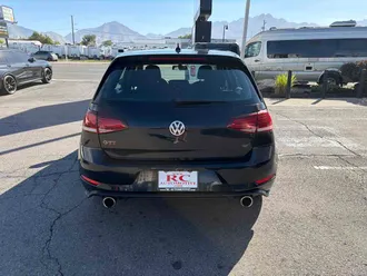 2019 Volkswagen Golf GTI photo 4