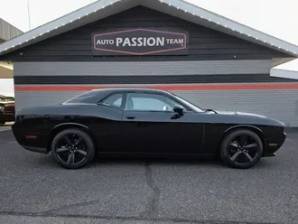 2014 Dodge Challenger photo 6