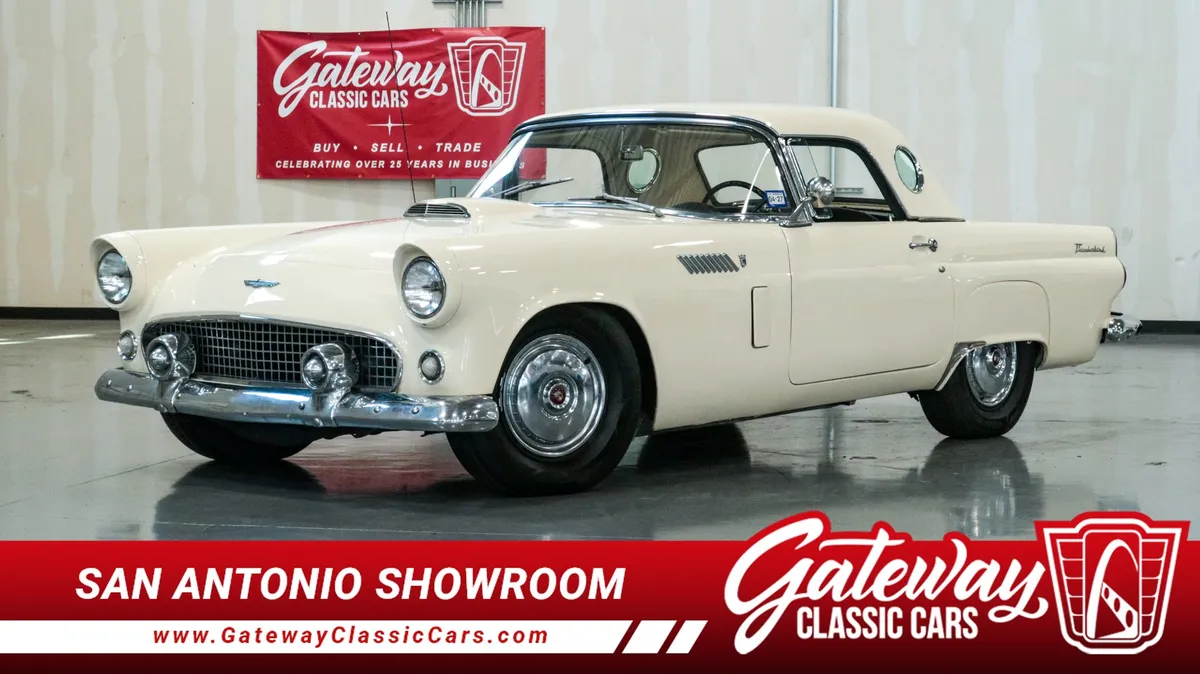 1956 Ford Thunderbird