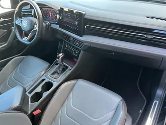 2025 Volkswagen Jetta GLI Autobahn photo 6