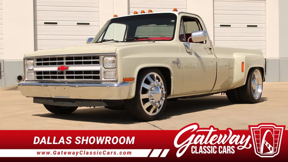 1984 Chevrolet C30 Dually
