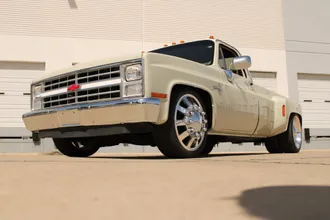 1984 Chevrolet C30 photo 4