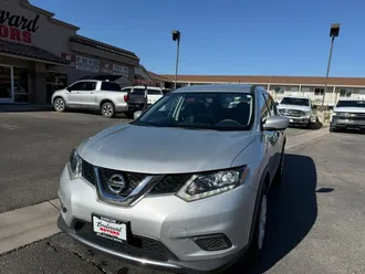 2016 Nissan Rogue photo 2