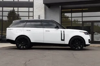 2024 Land Rover Range Rover photo 2